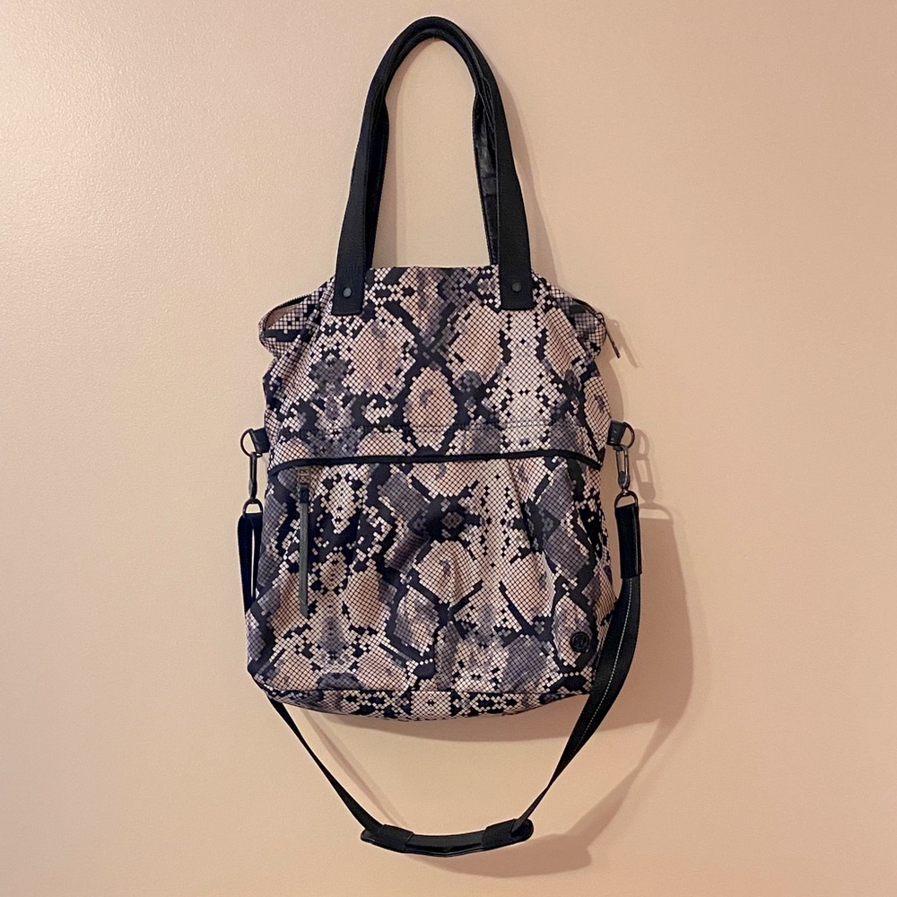 Lululemon Tote Bag Snake/Animal Print- Shoulder/Crossbody